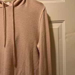 Alo Yoga textured, cropped, hoodie.